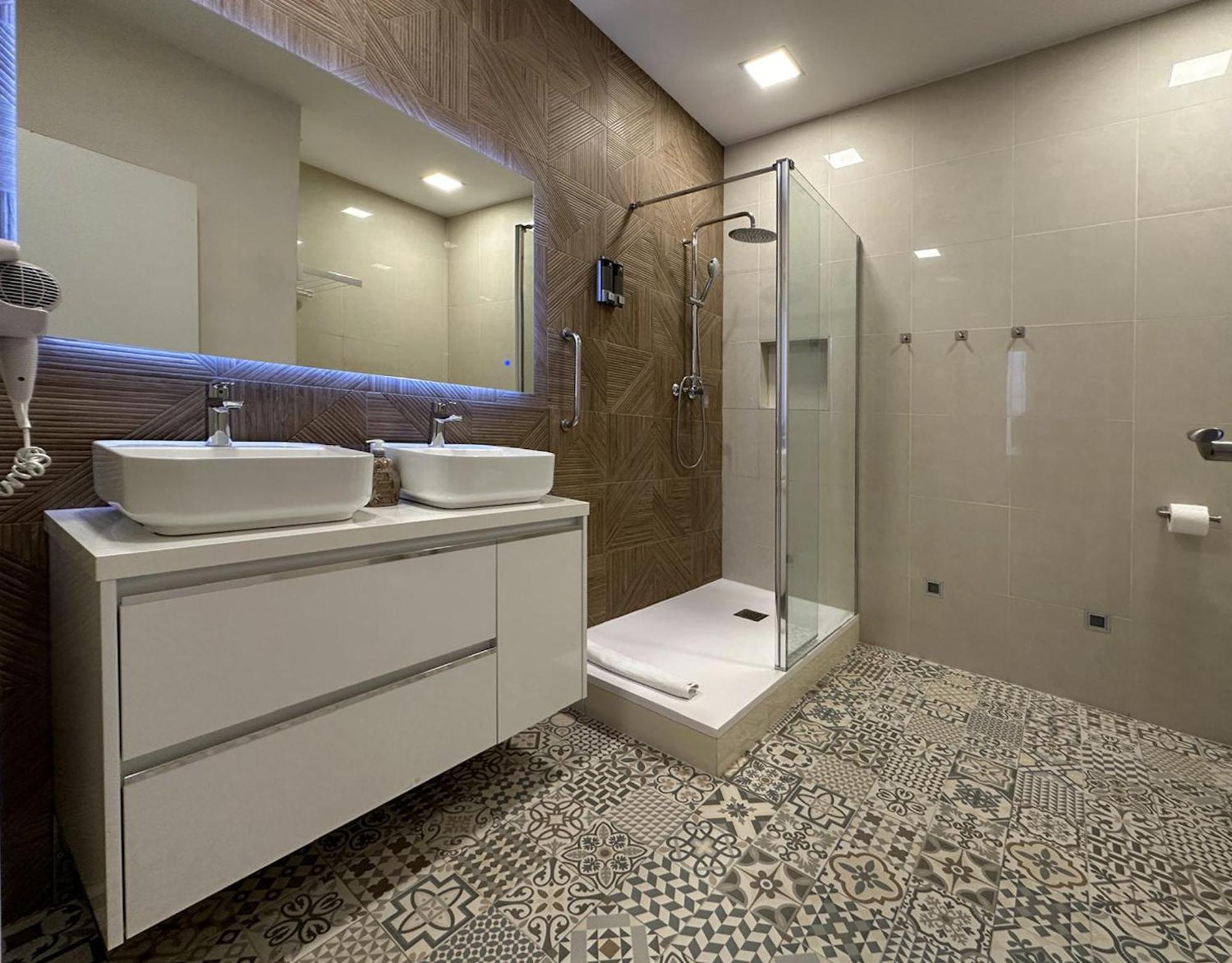 Apartament Colon Bcn 130 Mts 3 Dormitorios Port Vell Barcelona Buitenkant foto